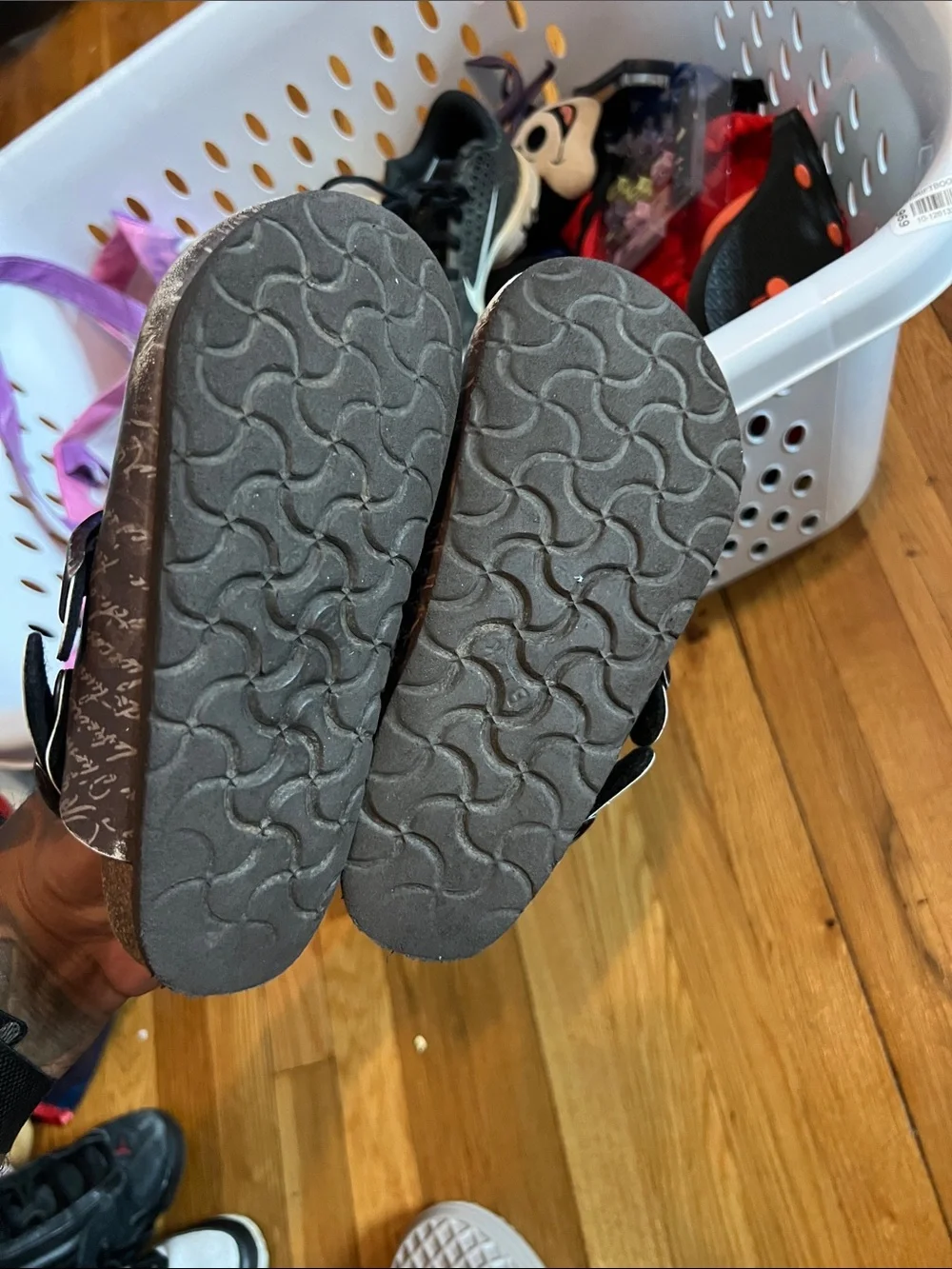 Kids pirate Birkenstock birki’s Brown Slip-On Clog Sandals with Buckle C13